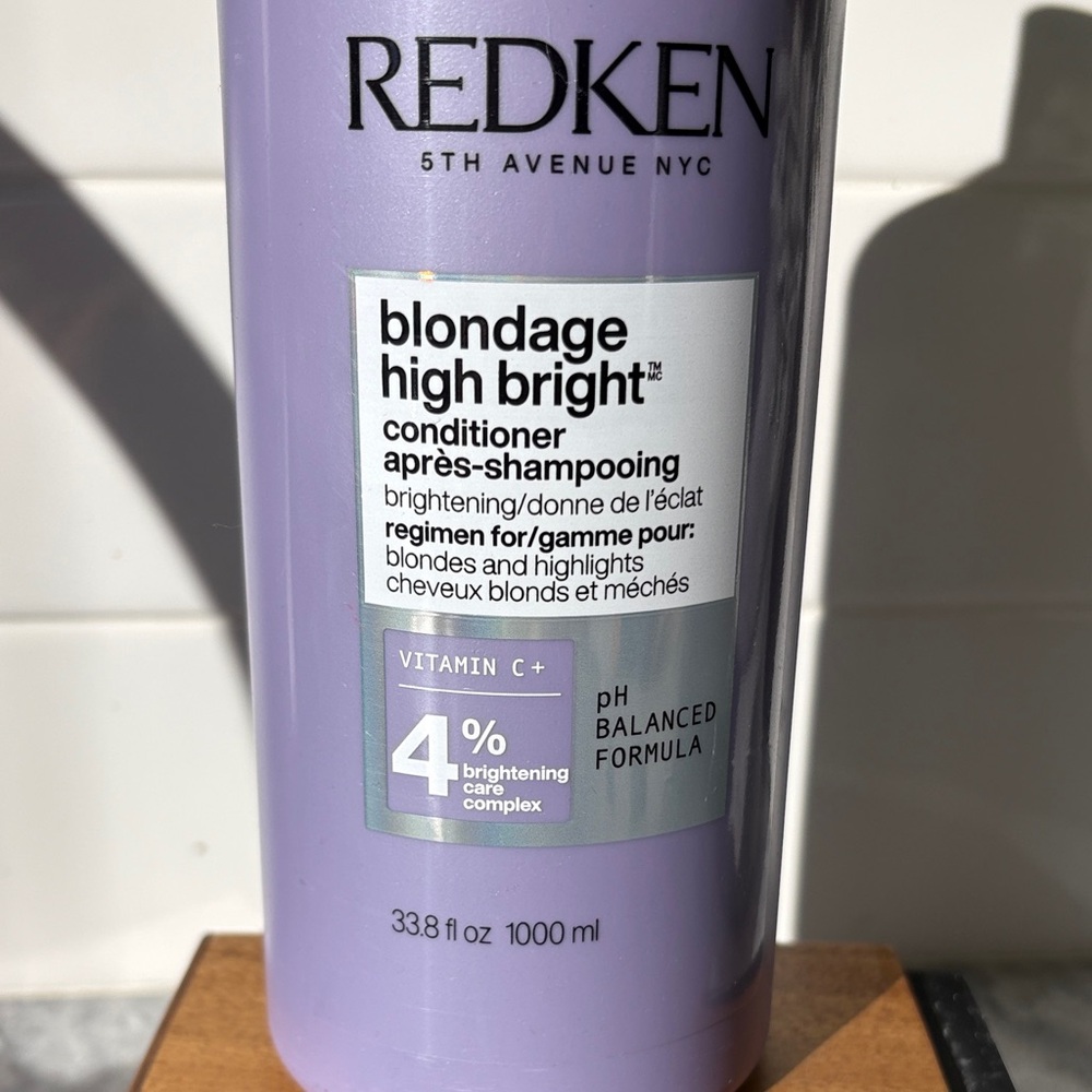 Redken Blondage High Bright Conditioner LITER 33.8oz - RARE - Discontinued - Picture 2 of 4